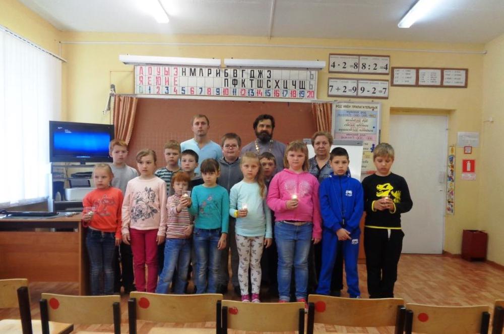 День памяти и скорби в Сосново-Борской школе