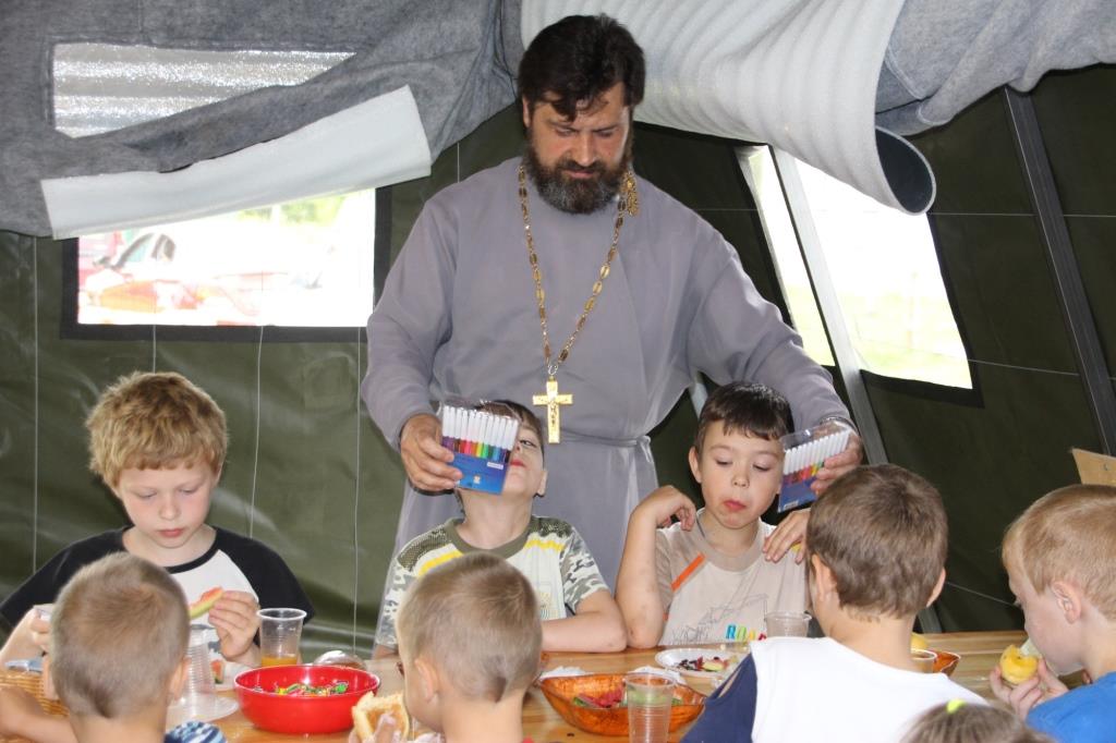 Престольный праздник Казанского храма д. Грайвороны