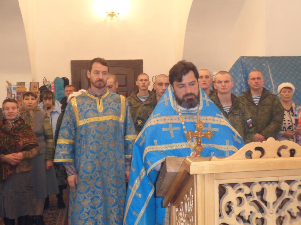 Солдатская поездка в храм