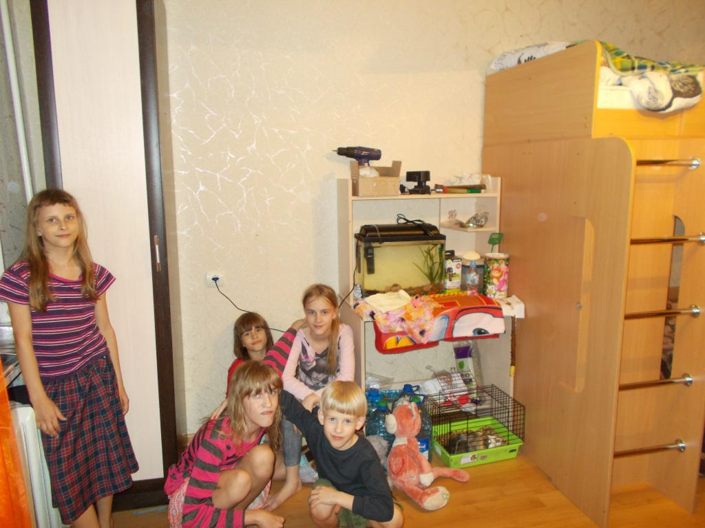 Приобретение мебели для многодетной семьи Сочаловых