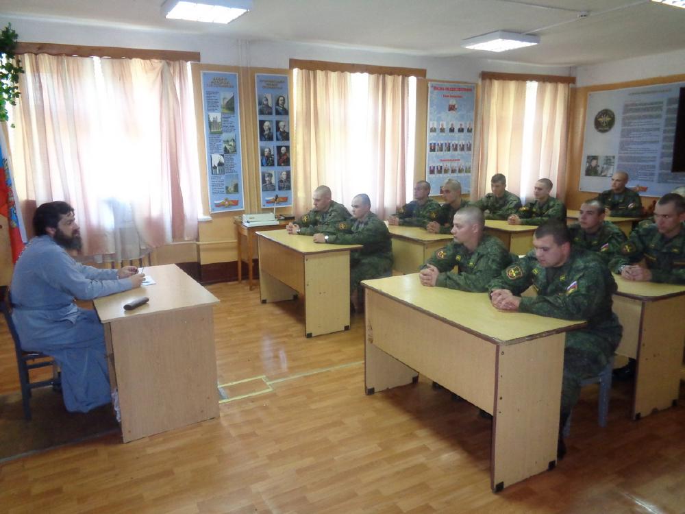 21 сентября протоиерей Дмитрий Измайлов провёл лекцию на тему Куликовской битвы в войсковой части № 25801-Б (Военная связь).