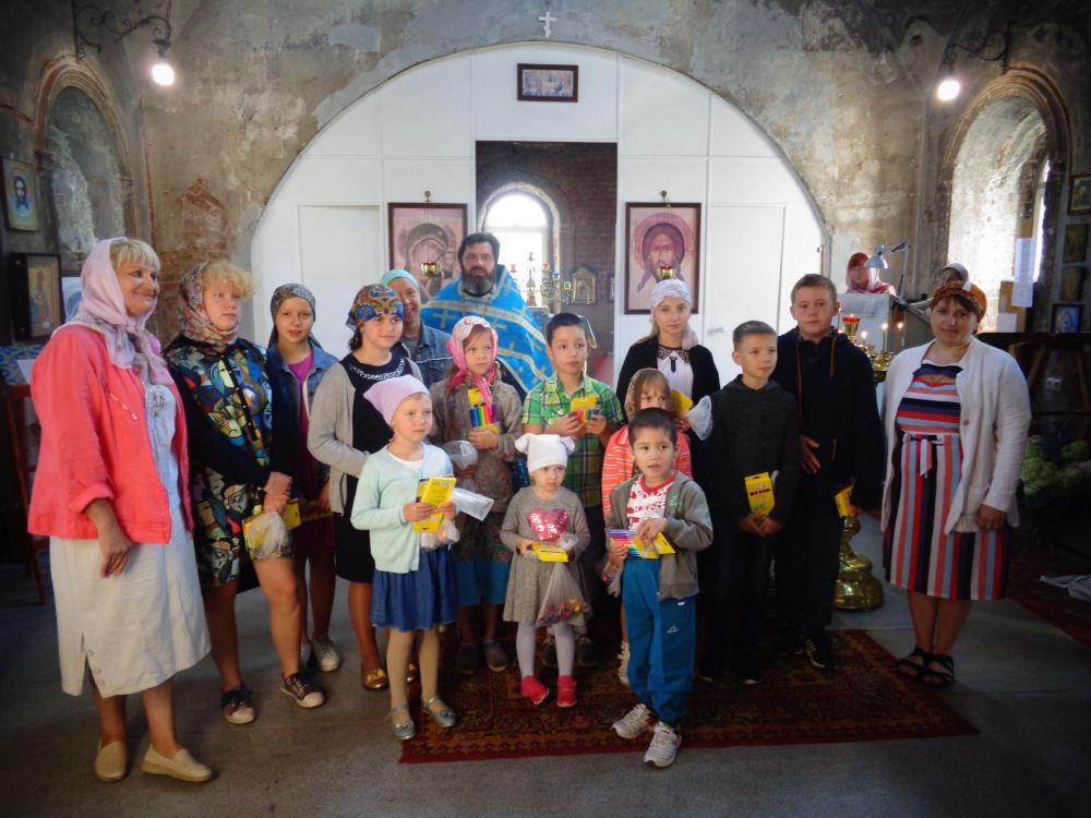 День знаний на приходе Казанского храма деревни Грайвороны