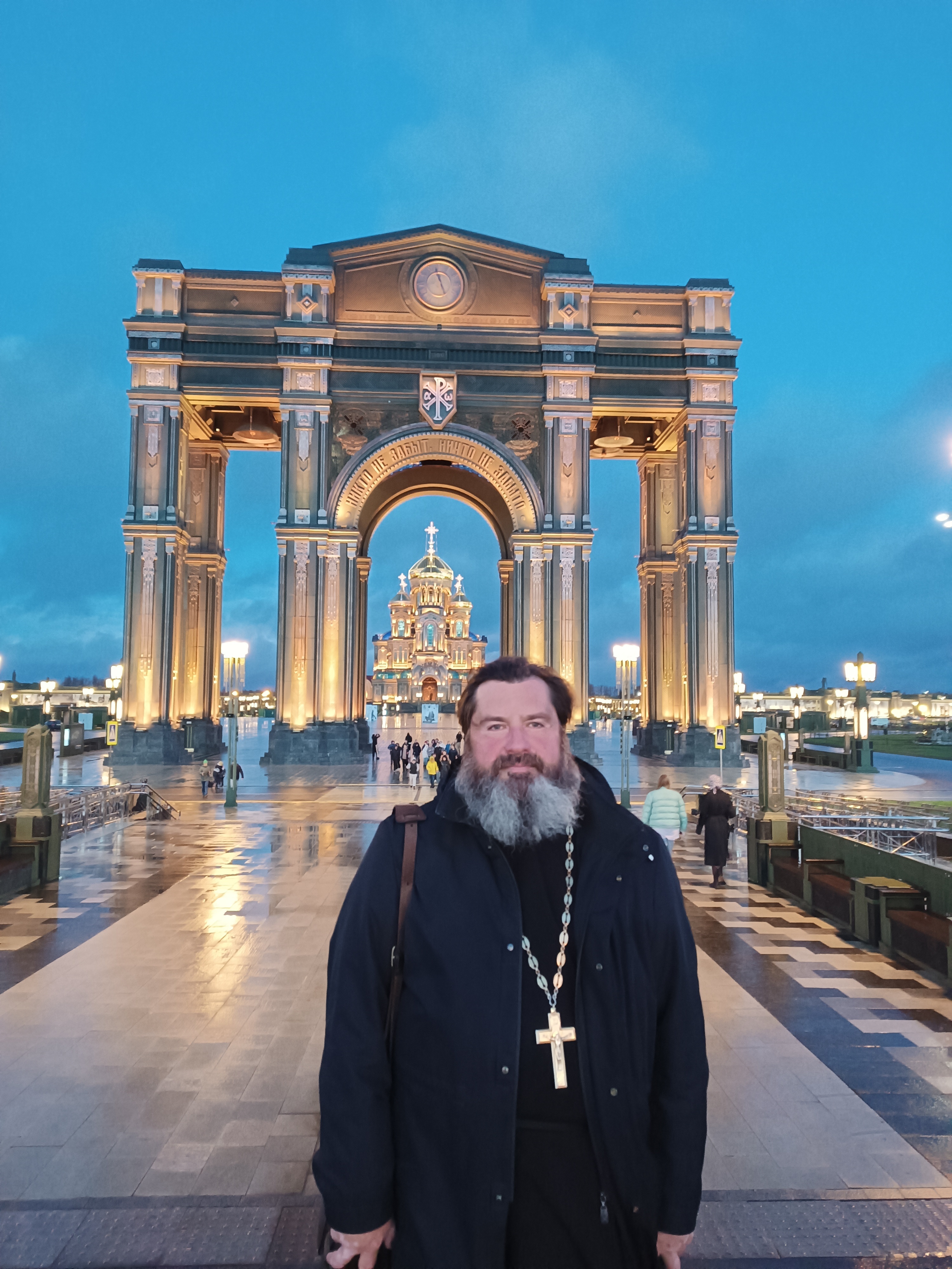 Поездка в Военно-патриотический парк культуры и отдыха Вооруженных Сил Российской Федерации «Патриот».