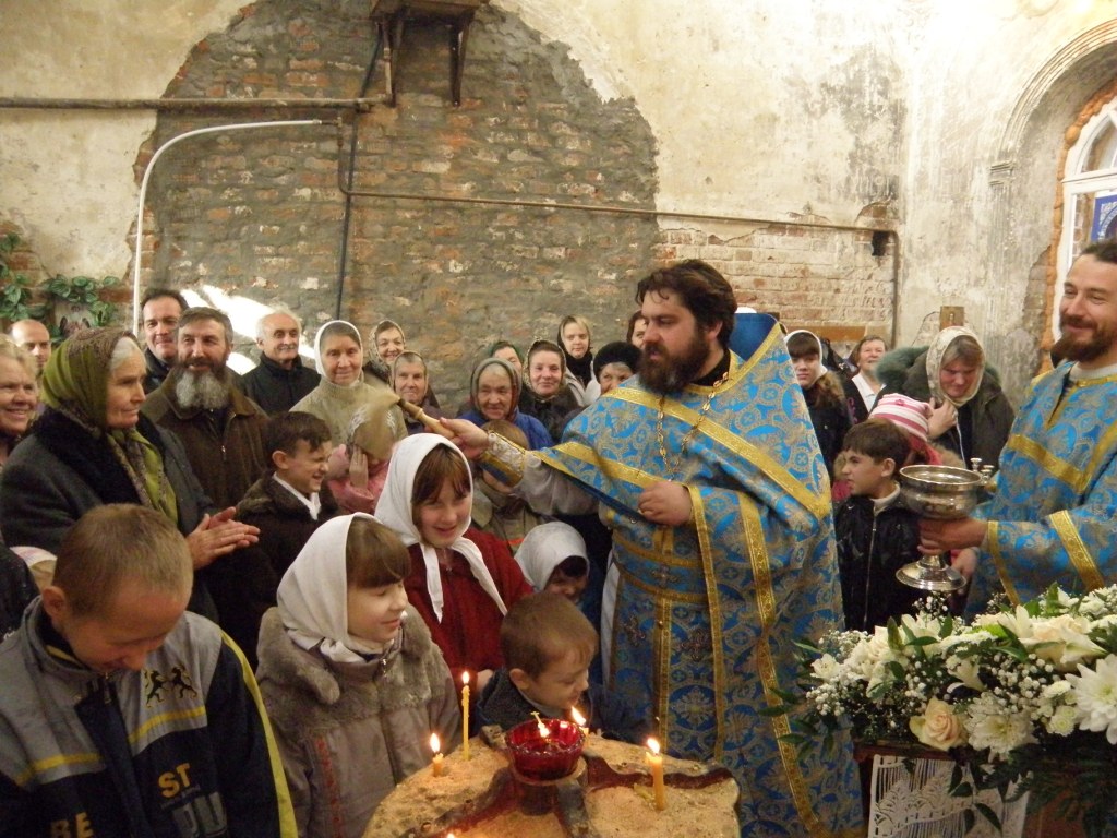 Празднование Казанской иконе Божией Матери