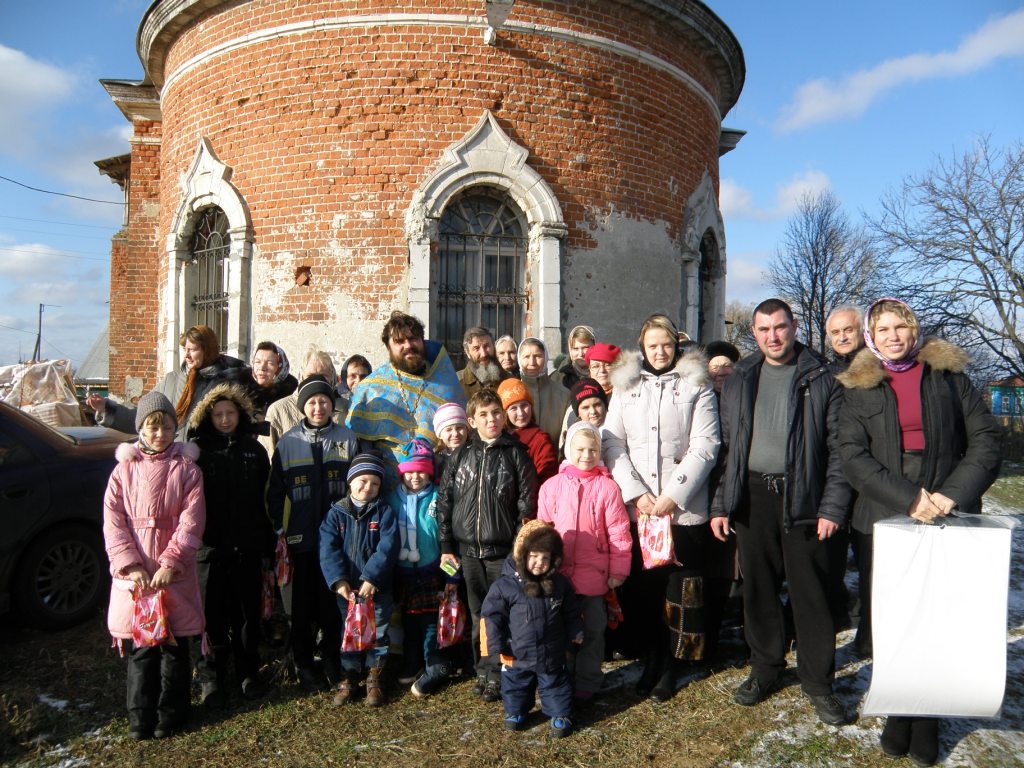 Празднование Казанской иконе Божией Матери