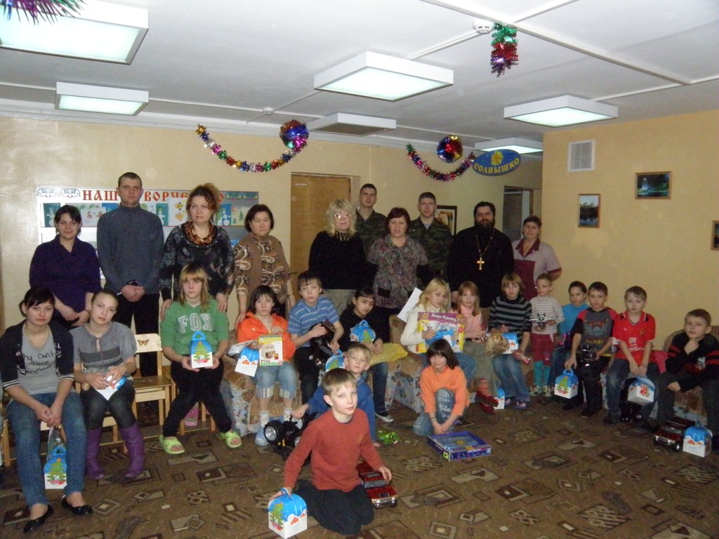 Рождественские поздравления для воспитанников детских домов