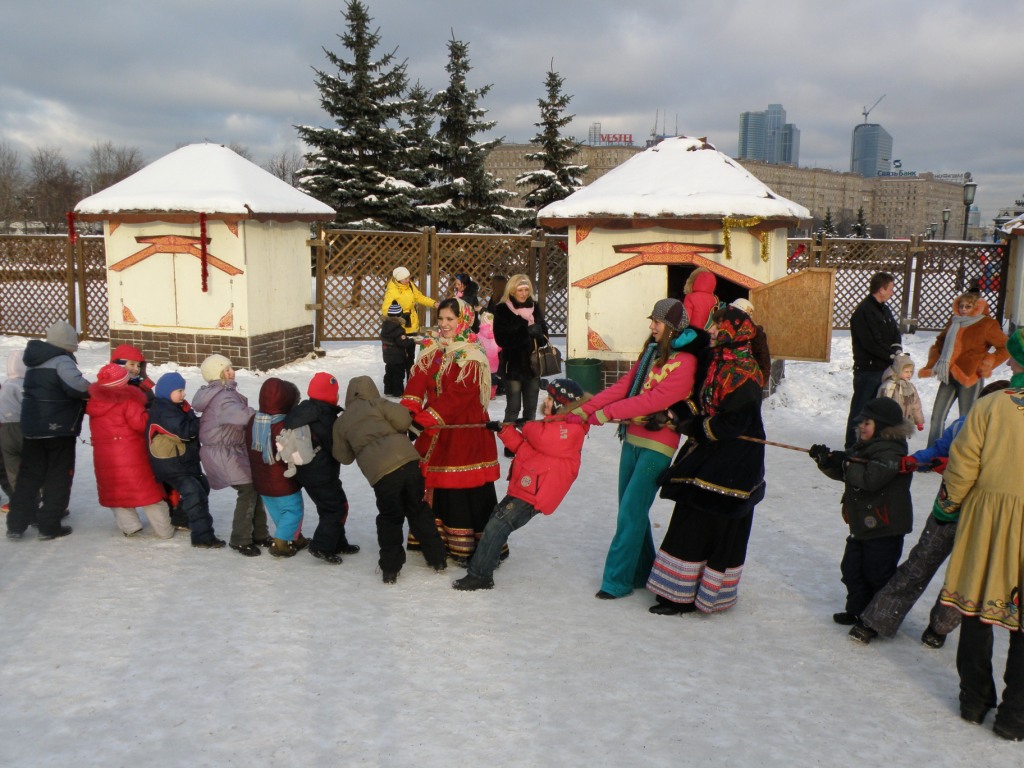 Поездки на праздничную программу "В гостях у Деда Мороза и Санта-Клауса"