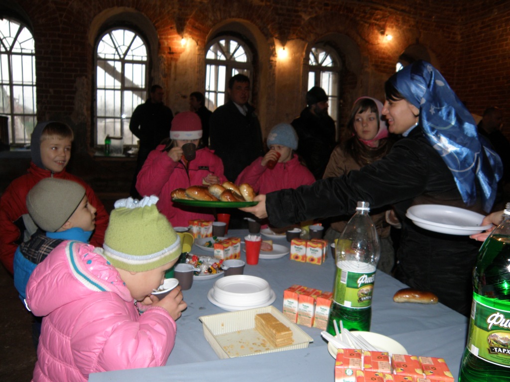 Празднование Казанской иконе Божией Матери