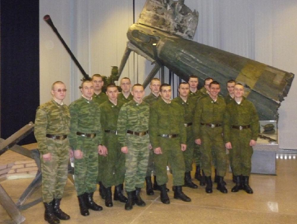 Поездка солдат-срочников в Центральный музей Вооруженных Сил