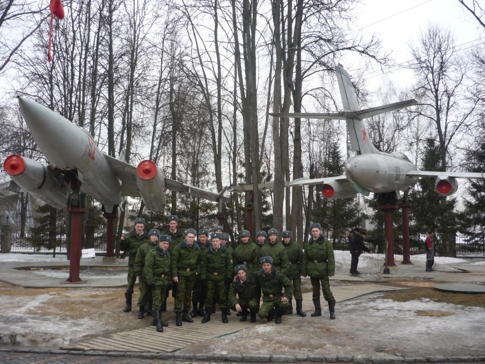 Поездка солдат в Музей техники Вадима Задорожного
