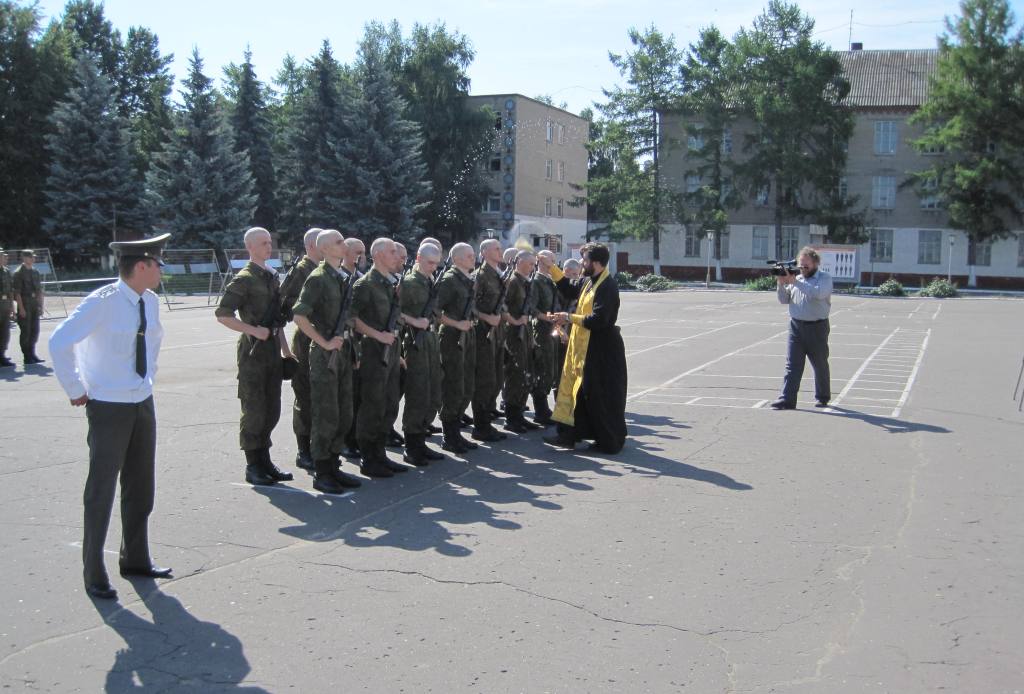 Благословение новобранцев на службу