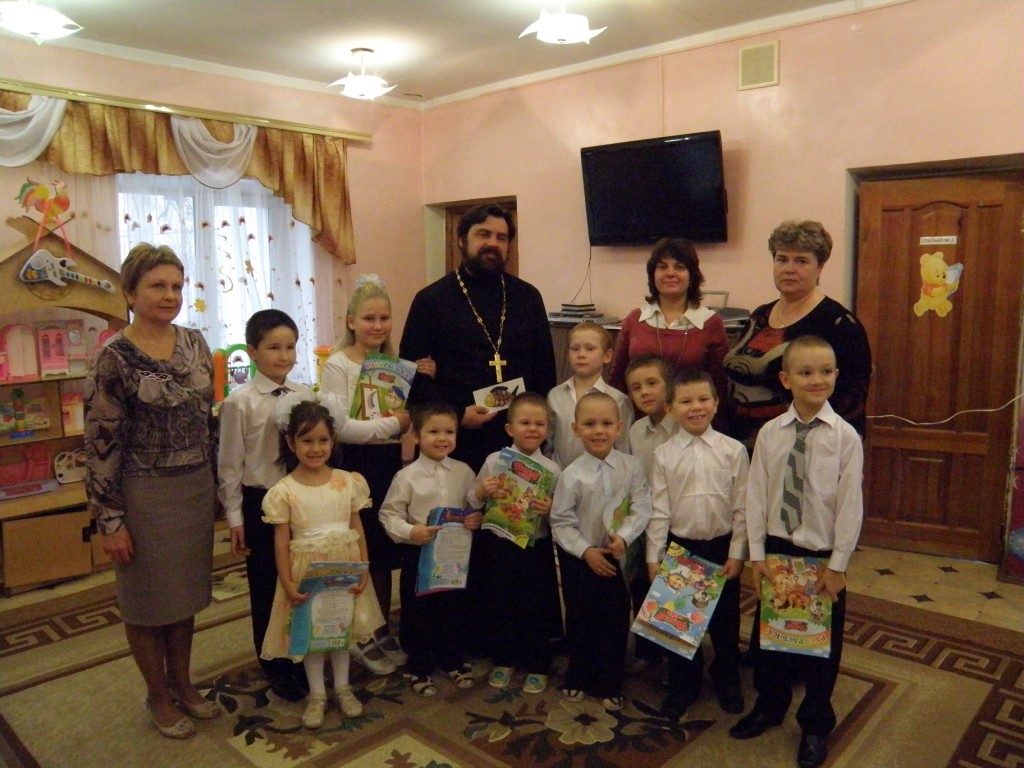 Согреем детские сердца