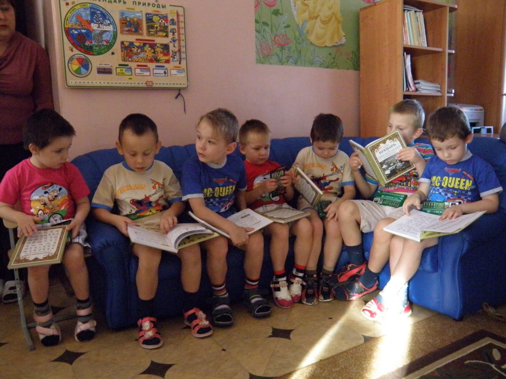 "Согреем детские сердца"