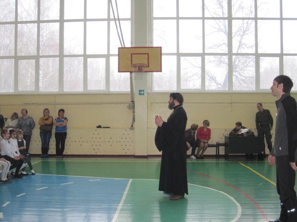 Школьный смотр строя и песни