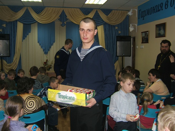 Беседа с подростками в центре "Гармония"