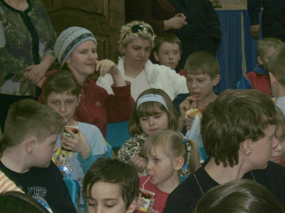 Беседа с подростками в центре "Гармония"