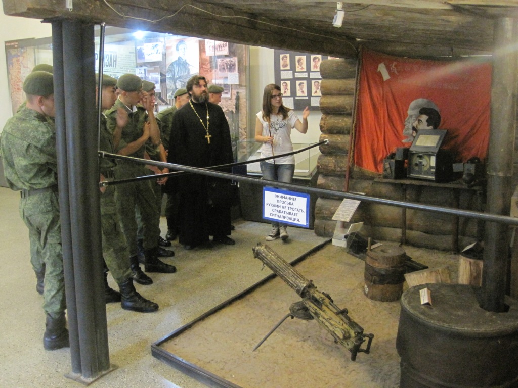 Поездка в музей Вооруженных Сил