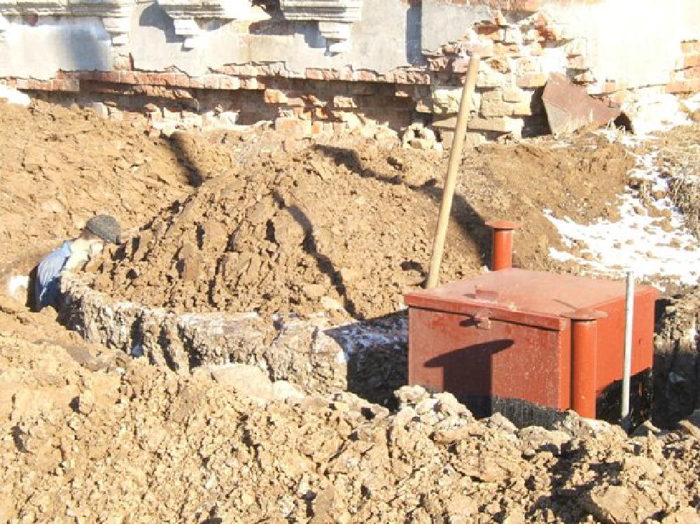 Проведение воды в храм