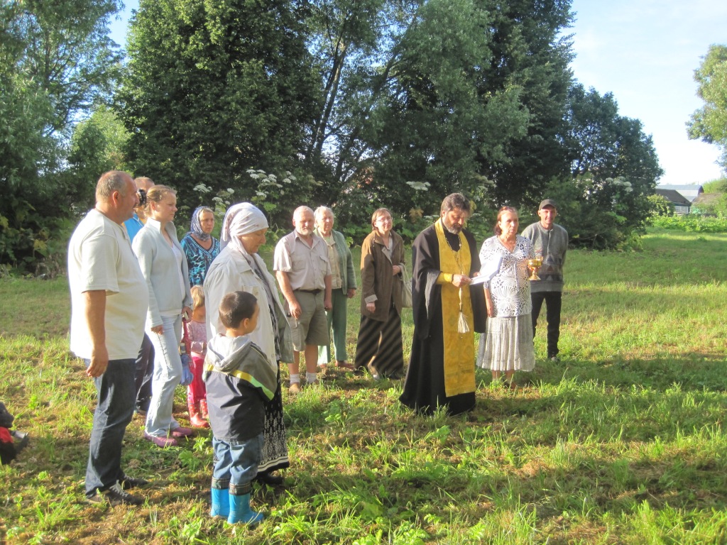 Освещение придорожного киота в Туменском