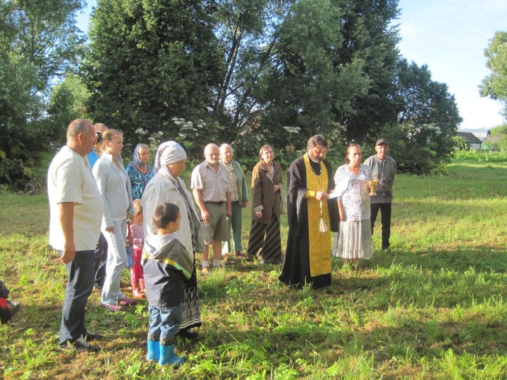 Освещение придорожного киота в Туменском