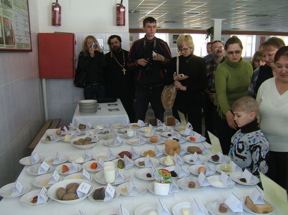 Священник Д.Измайлов выступил с отчетом о проводимой работе Церкви с воинской частью